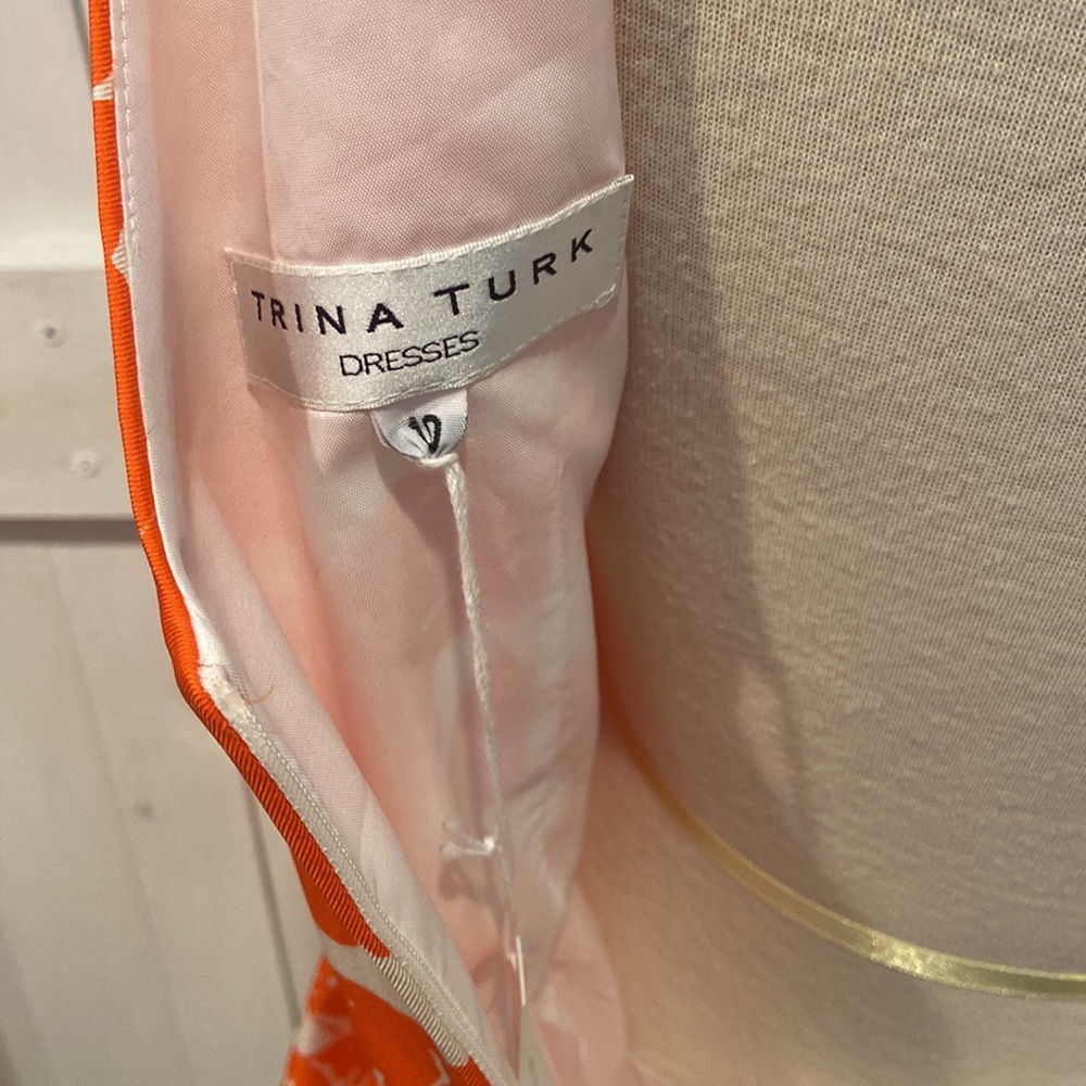 NWT Trina Turk Nautilus Silk Dress with Belt - Picture 4 of 7